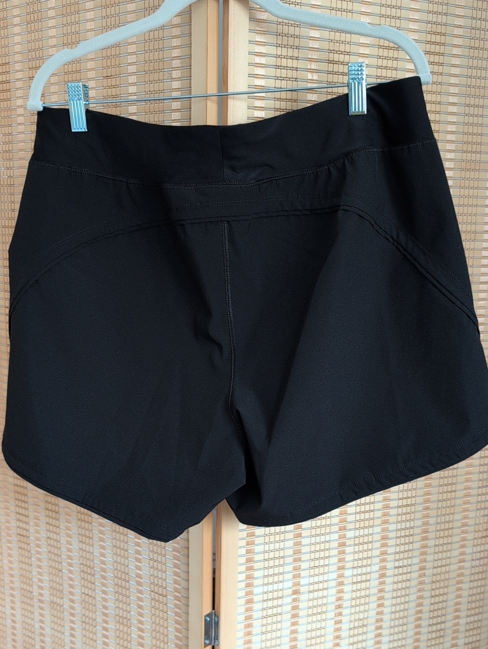 Lands' End Black Women's Active Shorts - Picture 3 of 7